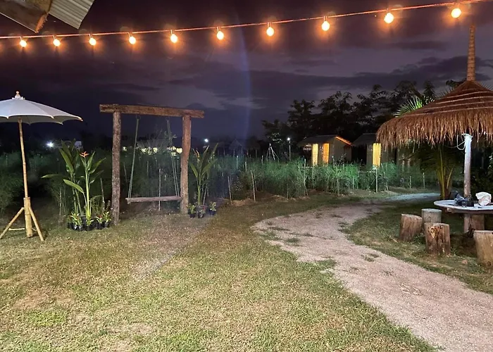 บ้านสวนกางโต้ง Ban Suan Kang Tong